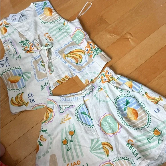 Colorful Printed Women's Short Set - Picture 10 of 11